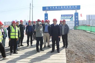 區(qū)委書(shū)記閆占峰深入調(diào)研沈陽(yáng)渾南科技城項(xiàng)目建設(shè)與城市精細(xì)化管理